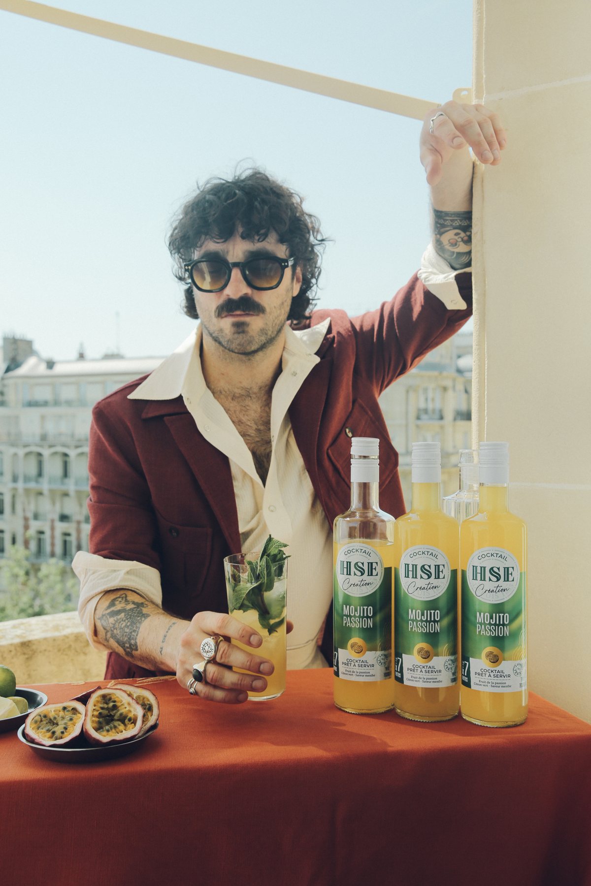 Le barman sur le toit