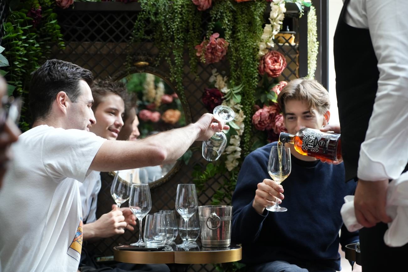 Trinquer avec les cocktails HSE à la Maison Revka