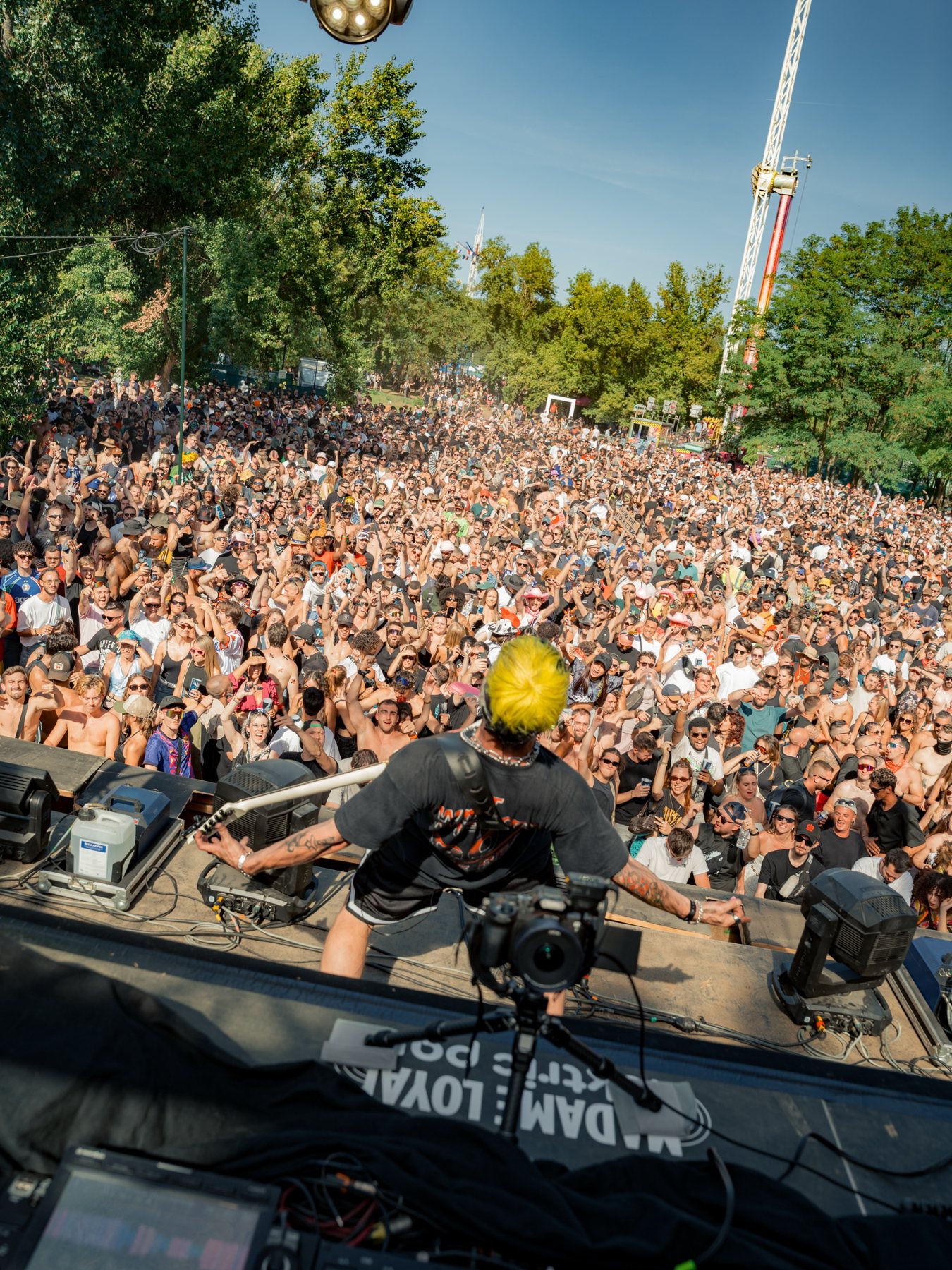 Madame Loyal × Elektric Park 2026, le DJ face au public